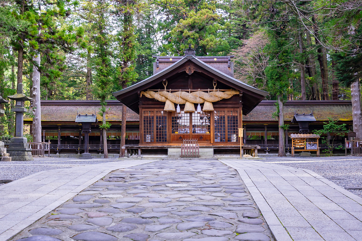 諏訪大社下社春宮