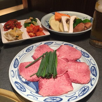 「本家 とらちゃん 法善寺横丁店」料理 1243776 特選塩タン、キムチ盛合せ、焼野菜盛合せ♪