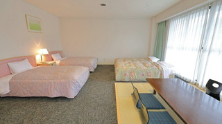 デラックス 4 人部屋