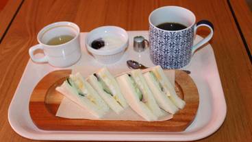 食事・飲み物 / 2