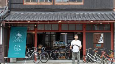 施設の入り口 / 7