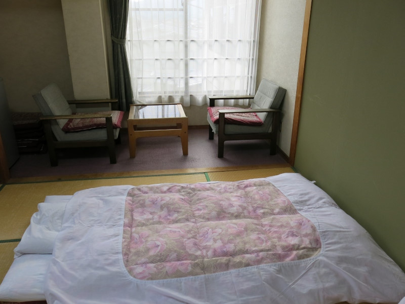 コロナ対策でしょうか、到着時には既に布団が敷いてありました