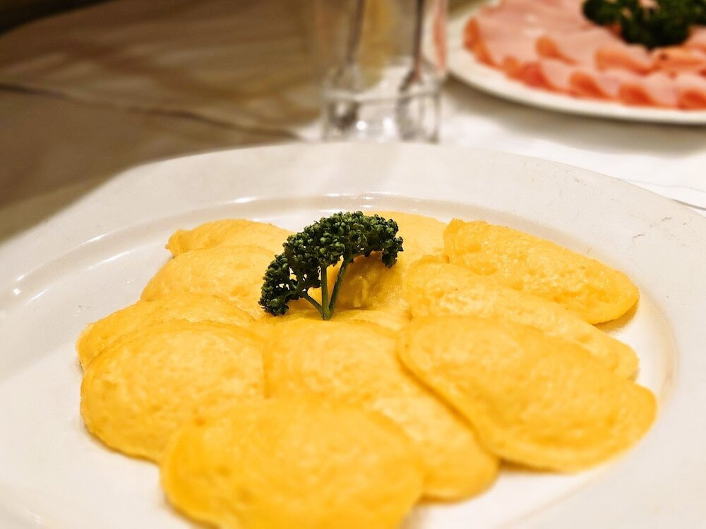 朝食ビュッフェ