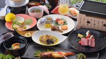 食事・飲み物 / 4