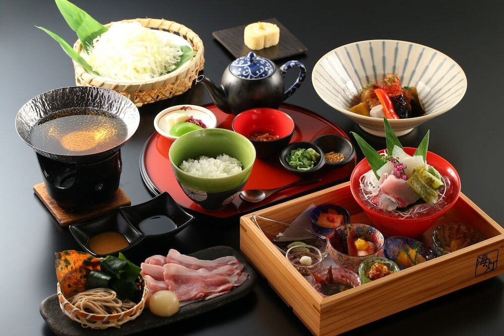 立山連峰を望む絶景と、氷見ならではのグルメが堪能できるお宿3427530