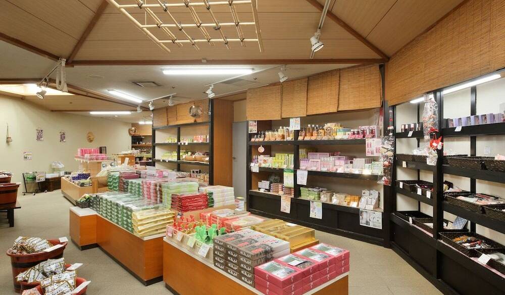 ホテル内のギフトショップ / 1