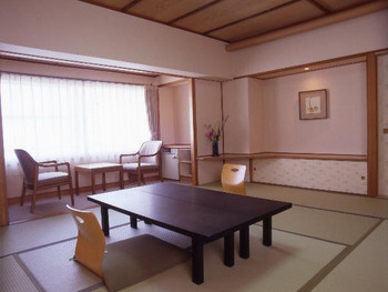 3. 居酒屋にカラオケも♪夜もお楽しみが続く「ガーデンホテルオリーブ」3516444