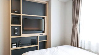 スタンダード ルーム クイーンベッド 1 台 禁煙