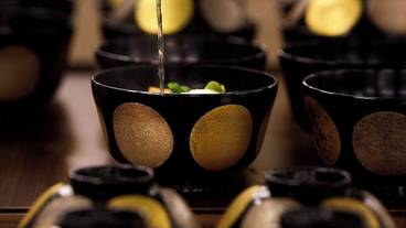 食事・飲み物 / 13