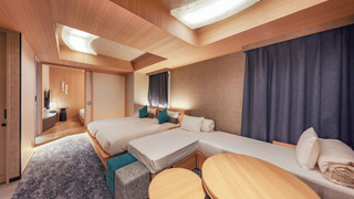 デラックスフォースルーム + ソファベッド2台 禁煙