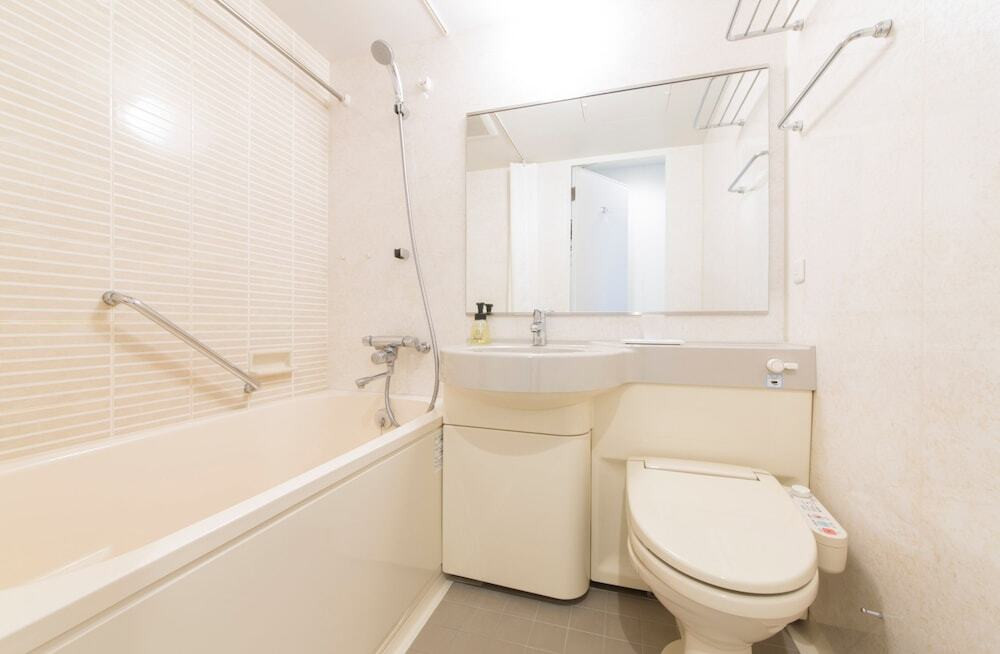 全室14階以上。開放的な景色を楽しめる青山の長期滞在向けホテル3553928