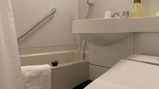 シングルルーム 禁煙（セミダブルベッド１台）