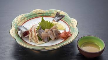 旅館のお食事処 / 13