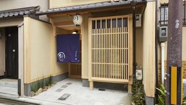 施設の入り口 / 6