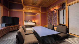 和洋室 (和室8畳+ツインベッドルーム) ※眺望なし [伽羅/207] 禁煙