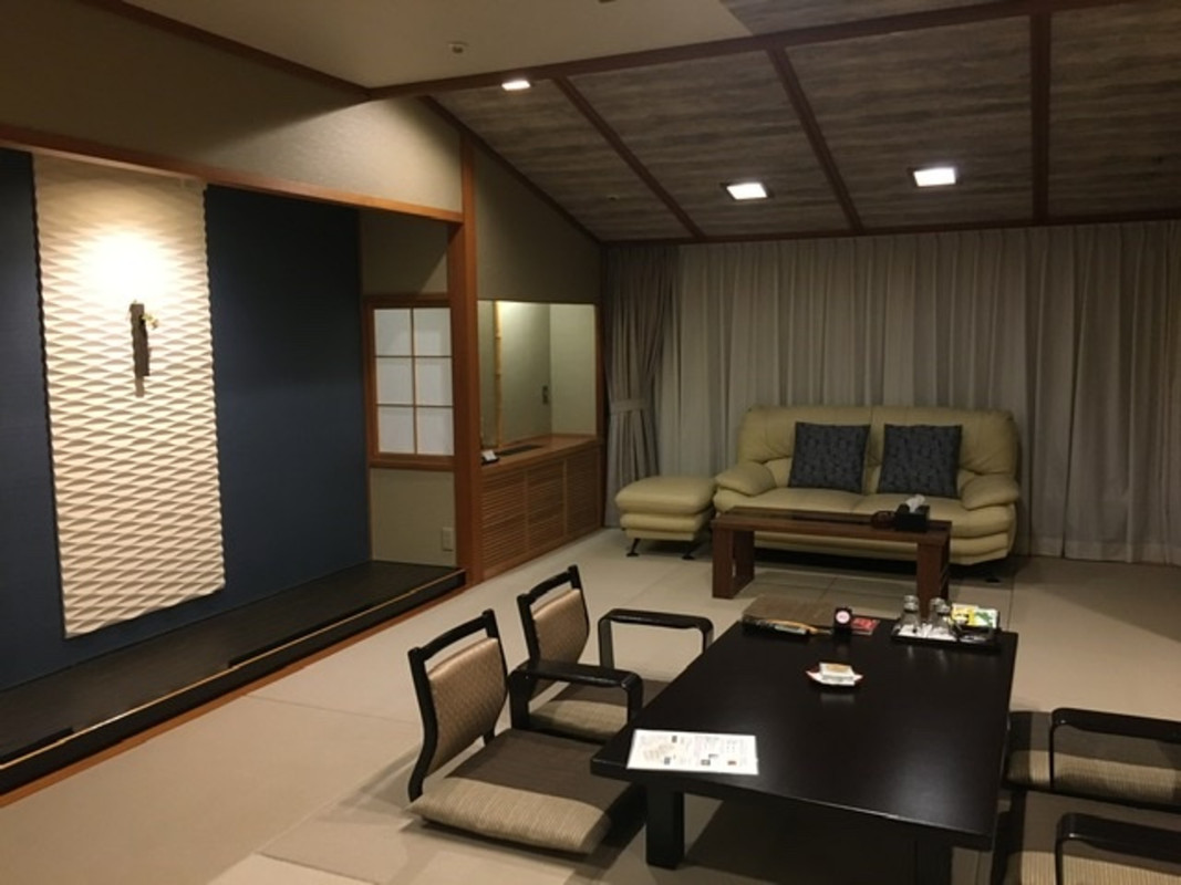和モダン