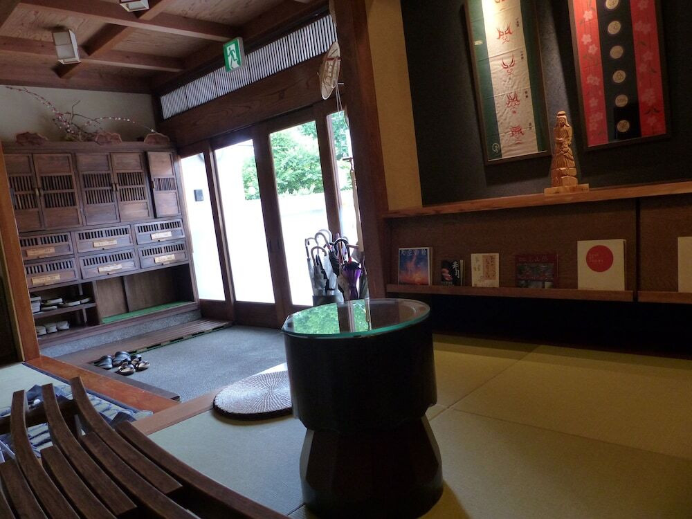 ロビー応接スペース