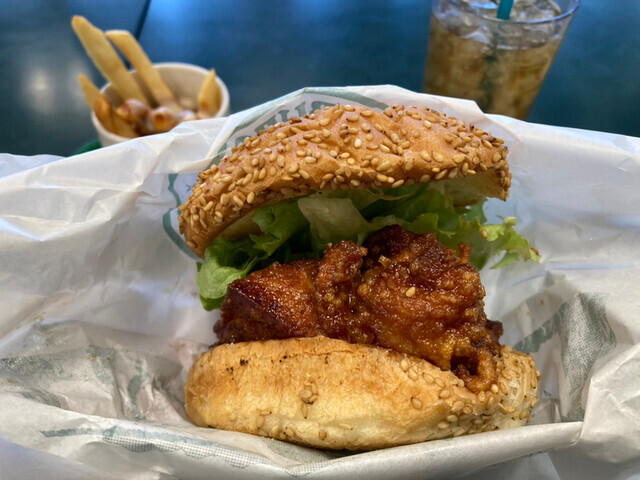 ボリューミーなハンバーガー