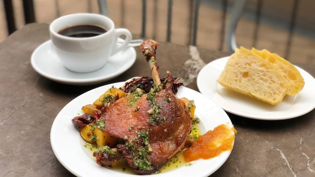 「Buvette」で
絶品スイーツに舌鼓 / 4