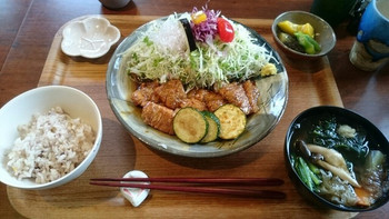 「ぽくぽく」料理 1139482 全景(^o^;)