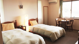 [禁煙] ツイン (トイレ洗面付) 無料Wi-Fi