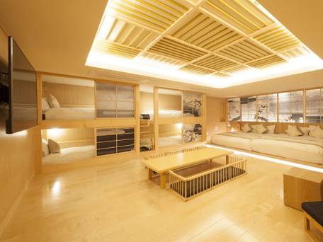 ザ・センチュリオン クラシック赤坂 / 1