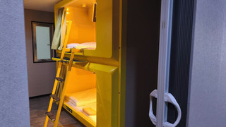 カプセルツインルーム [リノベーション] 共用バスルーム 禁煙