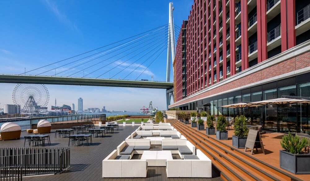 ベイエリアを望むテラス / 1