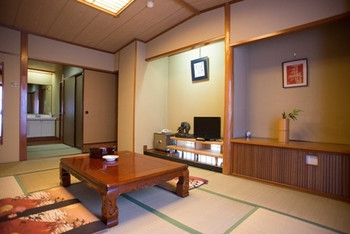4. ペット宿泊もOKのアットホームな宿「ホテル大洗 舞凛館」3906284