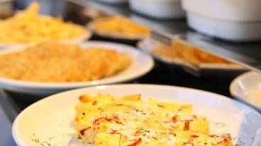 朝食ビュッフェ / 20