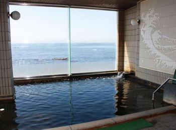 6. まるは食堂旅館 3915704