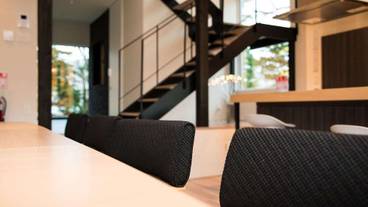 客室内のダイニングエリア / 11