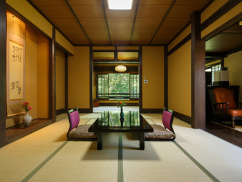 渓流と木々に囲まれた山あいの宿で、滋味深い味わいの和朝食を4229009