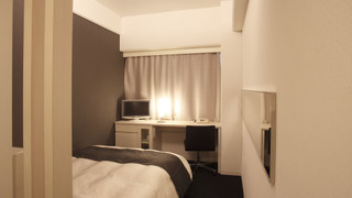 （禁煙）セミダブルルーム（13.3㎡）ベッド幅130㎝、素泊まり