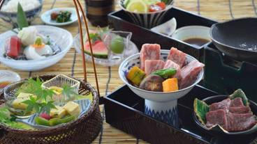 食事・飲み物 / 6