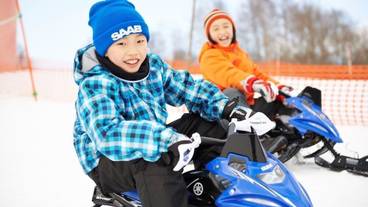 スノー スポーツとスキー / 1