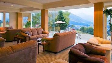 ロビー応接スペース / 3