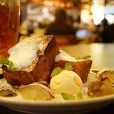 WIRED CAFE 梅田NUchayamachi店（ワイアードカフェ）