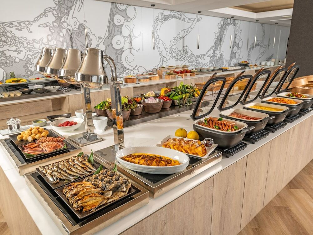 海を眺めながらいただく豪華な和洋朝食ビュッフェ4759315