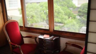 客室　広縁 / 11