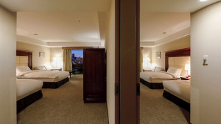 コネクティングルーム「ツイン + ツイン」 禁煙(5名以上はエキストラベッド利用)