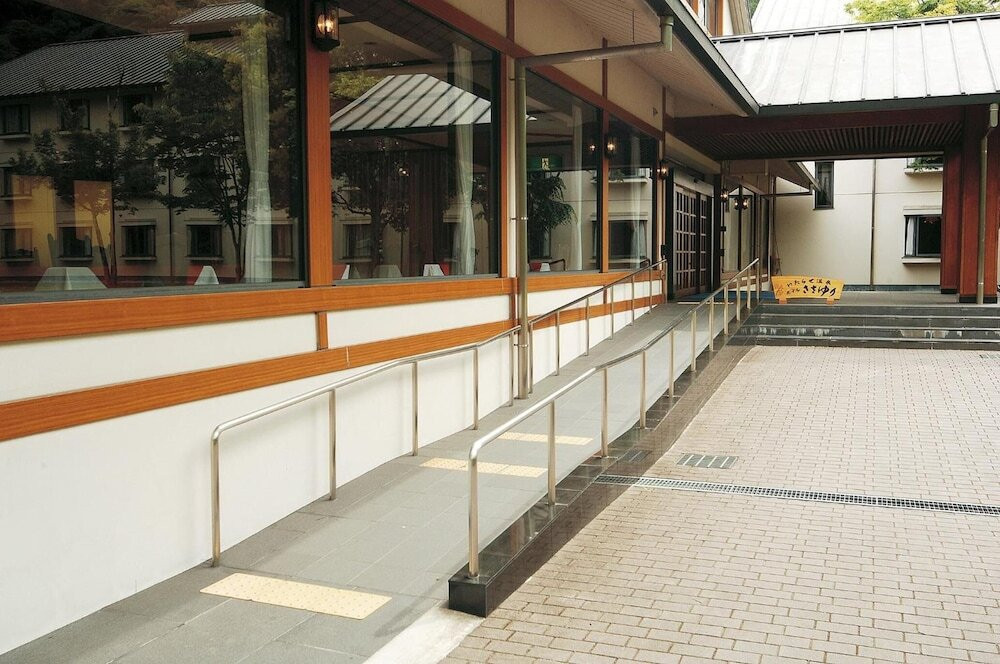 バリアフリー駐車場