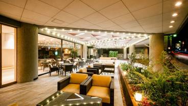 ロビーラウンジ / 4