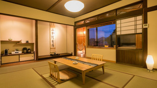 ダブルルーム　畳エリア　半露天風呂付　（蘭）