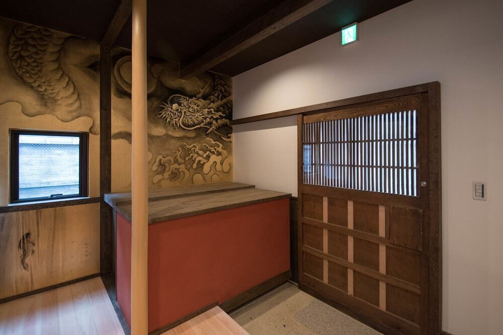 内部エントランス