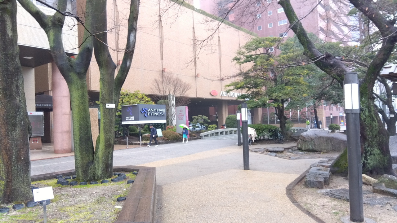 ホテルの前には、あの日被爆した気もあります。