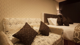 モデレート キングルーム 禁煙 (キングベッド1台)-別館 [大人3名様よりソファーベッドをご用意]