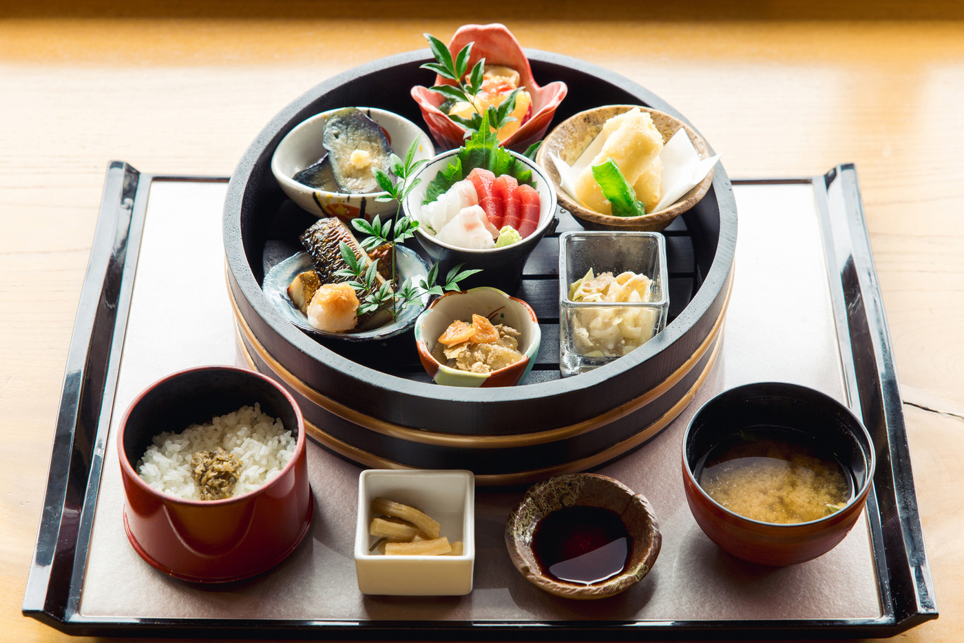 温泉宿に来た気分で和食を。心満たされる御膳4575146