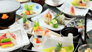 [本館] 和モダンクイーンベッド 夕食付 禁煙