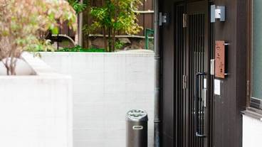 施設の入り口 / 6